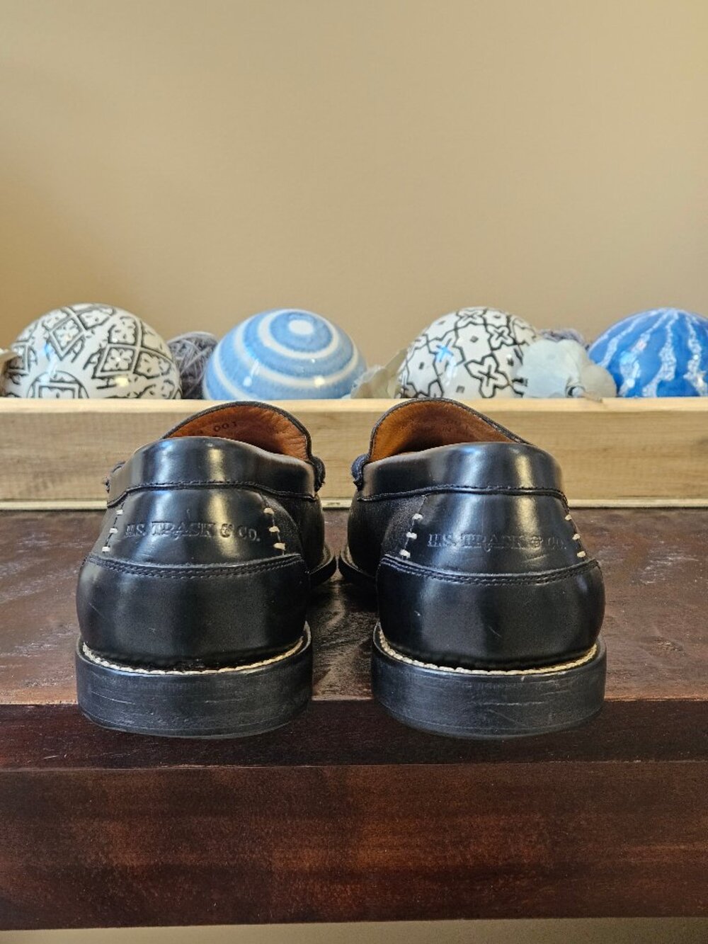 Trask Men's Woven Black Leather Tassel Loafers, Sz 9 - Picture 5 of 16